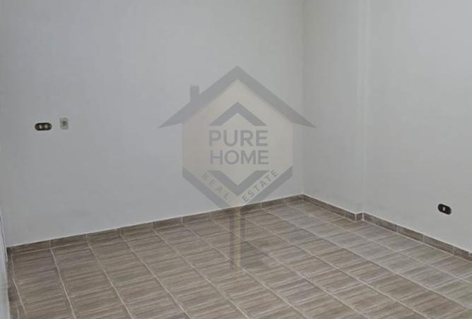 97134975 - Property Image 3