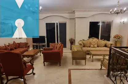 Villa - 4 Bedrooms - 3 Bathrooms for sale in Hadayek Al Mohandessin - 4th District - Sheikh Zayed City - Giza