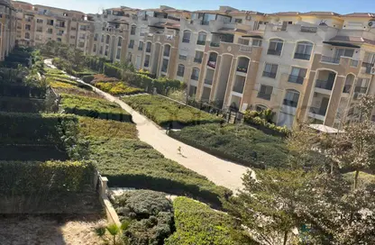 Apartment - 3 Bedrooms - 1 Bathroom for sale in Stone Residence - 5th Settlement Compounds - The 5th Settlement - New Cairo City - Cairo