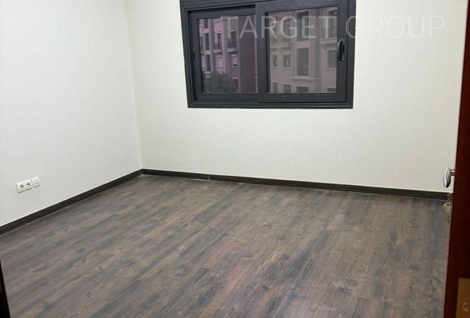 8589674 - Property Image 2