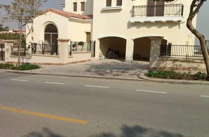 فيلا - 4 غرف نوم - 4 حمامات للبيع في ألبا سبينديا - اب تاون كايرو - المقطم - القاهرة