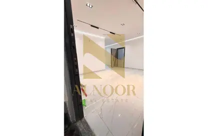 Apartment - 3 Bedrooms - 3 Bathrooms for rent in Al Mohandes Ahmed Kamal Hamdy St. - 16th District - Sheikh Zayed City - Giza