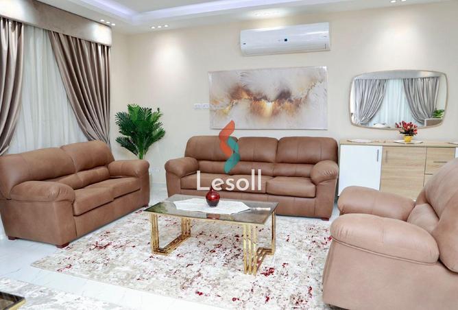 8610571 - Property Image 3