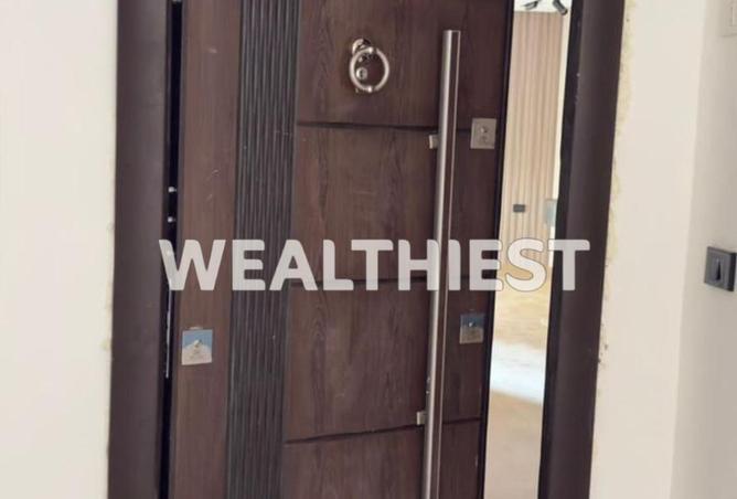 74048568 - Property Image 3