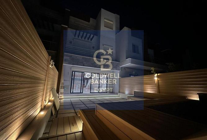 99113922 - Property Image 2