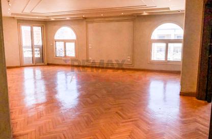 Apartment - 4 - 2 for rent in Mohamed Fawzy Moaz St. - Smouha - Hay Sharq - Alexandria