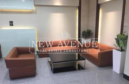 عيادة - استوديو - 2 حمامات للبيع في شارع الطيران - رابعة العدوية - مدينة نصر - القاهرة