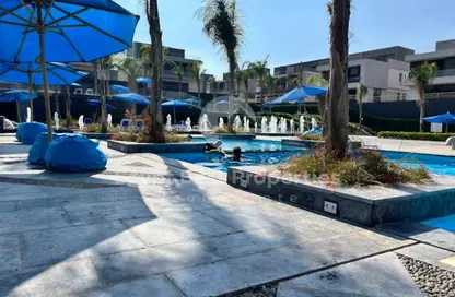 تاون هاوس - 3 غرف نوم - 3 حمامات للبيع في باتيو الزهراء - كمبوندات الشيخ زايد - الشيخ زايد - الجيزة