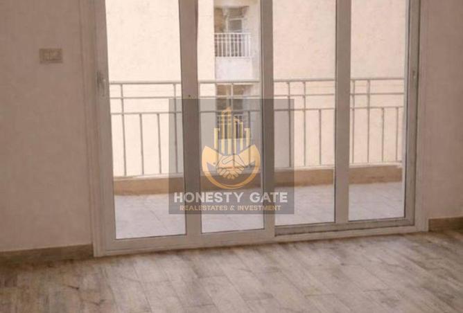 77060387 - Property Image 3