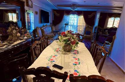 Apartment - 3 Bedrooms - 2 Bathrooms for sale in Moharam Bek St. - Moharam Bek - Hay Wasat - Alexandria