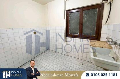 Apartment - 2 Bedrooms - 1 Bathroom for sale in Smouha - Hay Sharq - Alexandria