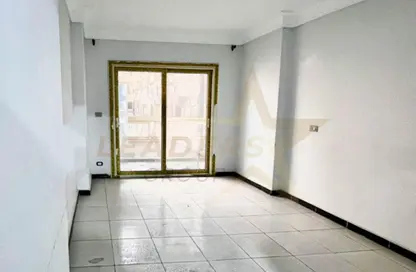 شقة - 2 غرف نوم - 2 حمامات للبيع في العصافرة بحري - العصافرة - حي ثان المنتزة - الاسكندرية