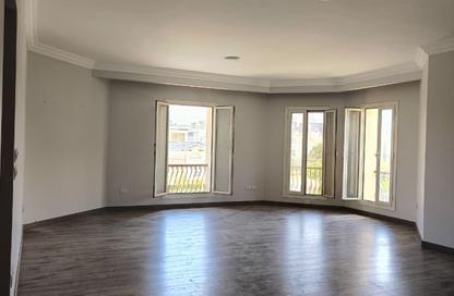 Apartment - 3 Bedrooms - 1 Bathroom for sale in Mountain View Hyde Park - 5th Settlement Compounds - The 5th Settlement - New Cairo City - Cairo