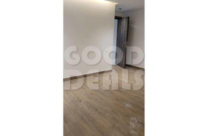 Apartment - 3 Bedrooms - 2 Bathrooms for sale in Abdel Aziz Gawish St. - Meet Okba - Giza