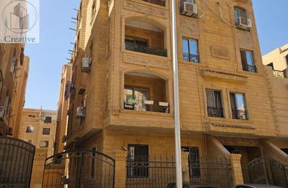 Apartment - 3 Bedrooms - 2 Bathrooms for sale in Galleria Moon Valley - South Investors Area - New Cairo City - Cairo