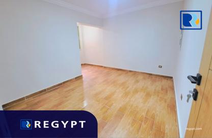 Apartment - 3 - 2 for sale in Sarayat Al Maadi - Hay El Maadi - Cairo