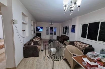 Apartment - 3 Bedrooms - 1 Bathroom for sale in Mahmoud Ghoneim St. - 6th Zone - Nasr City - Cairo