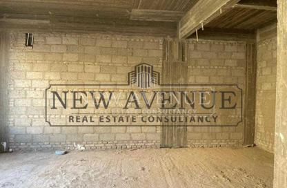 Retail - Studio - 1 Bathroom for sale in Hyde Park Business District Mall - South Teseen St. - The 5th Settlement - New Cairo City - Cairo