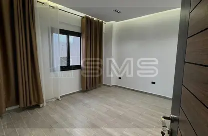 Apartment - 2 Bedrooms - 2 Bathrooms for sale in North Lotus - El Lotus - New Cairo City - Cairo
