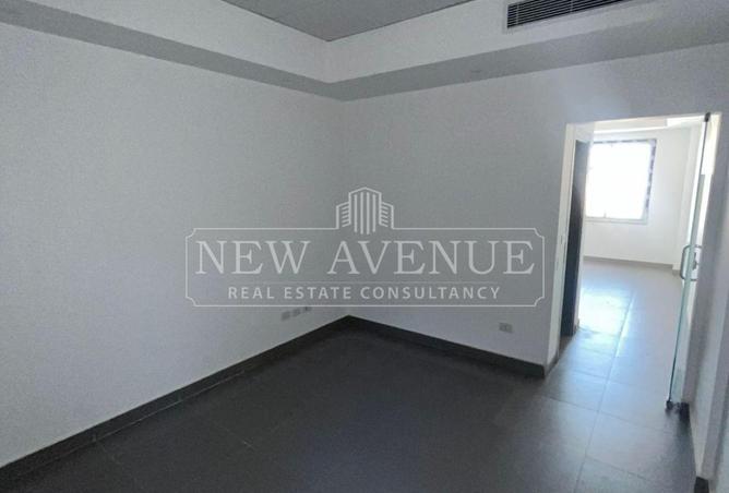 101767925 - Property Image 3