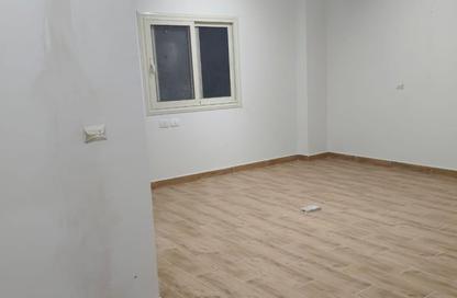 Apartment - 3 Bedrooms - 2 Bathrooms for rent in El Yasmeen 8 - El Yasmeen - New Cairo City - Cairo Apartment - 3 Bedrooms - 2 Bathrooms for rent in El Yasmeen 8 - El Yasmeen - New Cairo City - Cairo