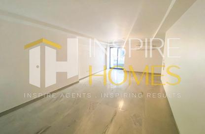 Apartment - 3 Bedrooms - 3 Bathrooms for rent in Sky line - Smouha - Hay Sharq - Alexandria