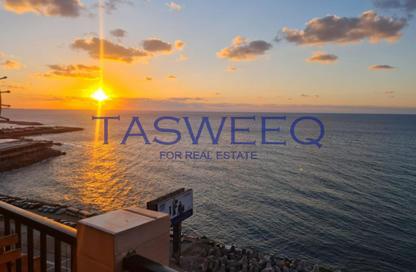 Apartment - 2 Bedrooms - 1 Bathroom for sale in Al Geish Road - Laurent - Hay Sharq - Alexandria