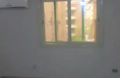 مكتب عمل جماعي - 3 غرف نوم - 3 حمامات للايجار في شارع الطيران - منطقة السينما - مدينة نصر - القاهرة