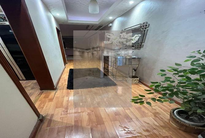 8391992 - Property Image 2