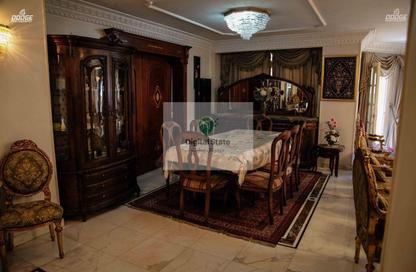 شقة - 4 غرف نوم - 3 حمامات للبيع في شارع بيروت - ميدان الجامع - مصر الجديدة - القاهرة شقة - 4 غرف نوم - 3 حمامات للبيع في شارع بيروت - ميدان الجامع - مصر الجديدة - القاهرة