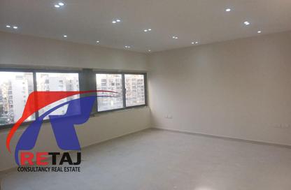 Apartment - 5 Bedrooms - 3 Bathrooms for rent in Abbas Al Akkad St. - 1st Zone - Nasr City - Cairo