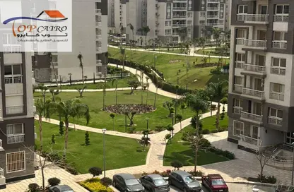 شقة - 3 غرف نوم - 2 حمامات للبيع في B12 - مدينتي - القاهرة