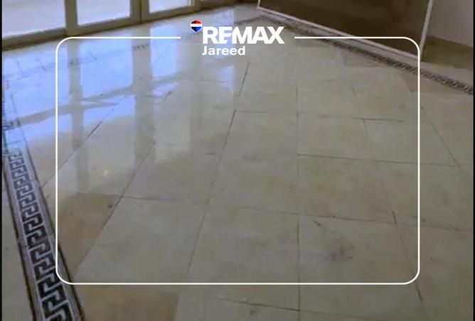 102345914 - Property Image 3