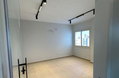 Office Space - Studio - 3 Bathrooms for rent in El Katameya Compounds - El Katameya - New Cairo City - Cairo