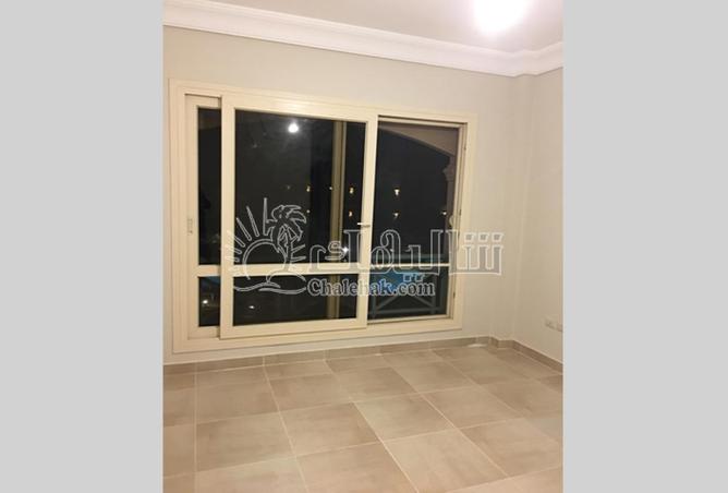 102906106 - Property Image 3