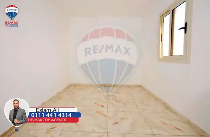 Apartment - 3 Bedrooms - 1 Bathroom for rent in Laurent - Hay Sharq - Alexandria