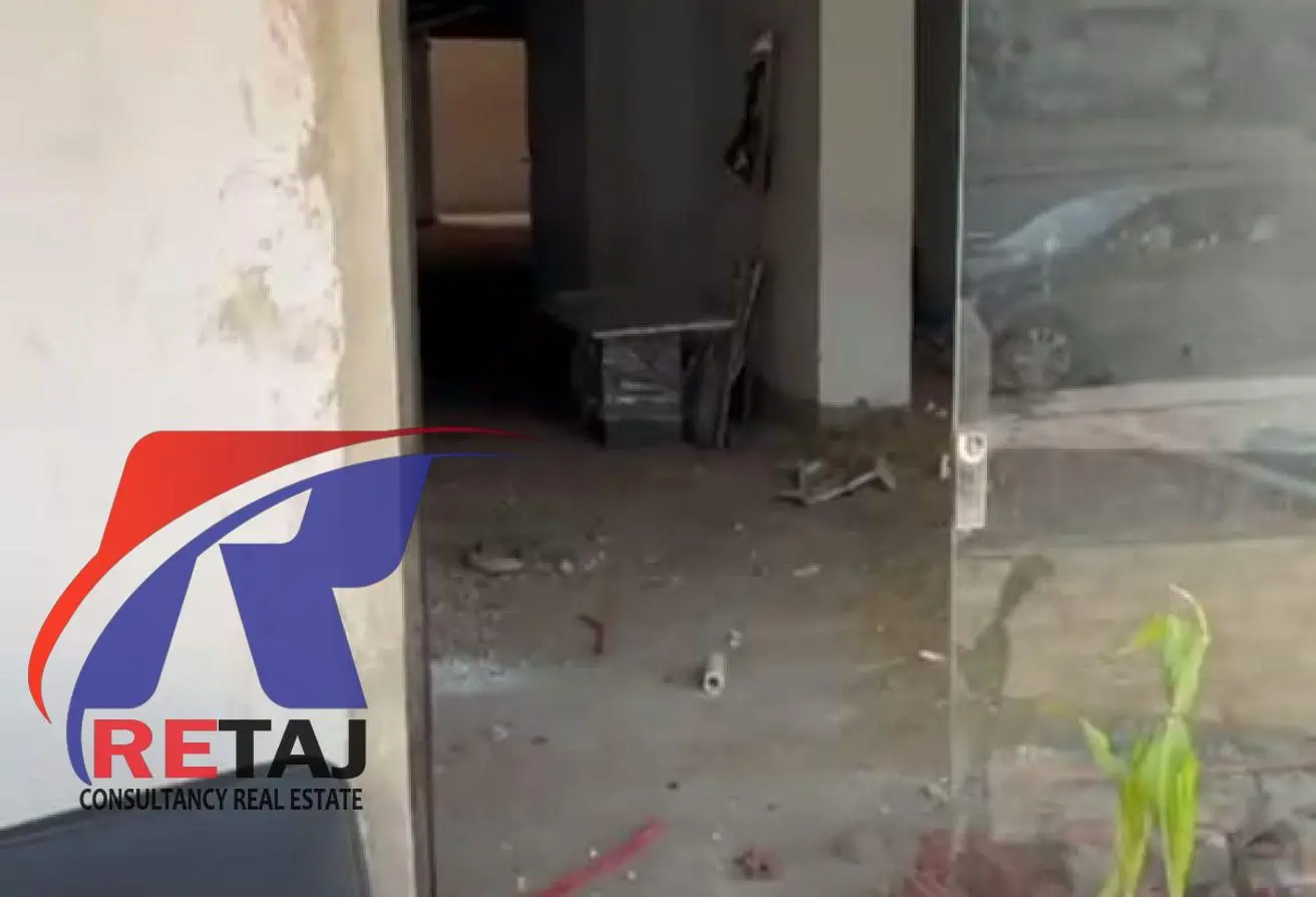 102918083 - Property Main Image