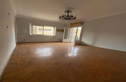 Apartment - 2 Bedrooms - 2 Bathrooms for rent in Hassan Assem St. - Zamalek - Cairo