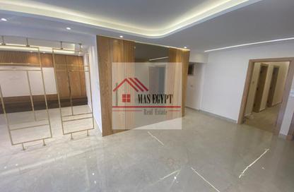 Apartment - 3 Bedrooms - 3 Bathrooms for sale in Shooting Club Street - Dokki - Giza