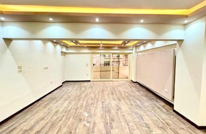 Apartment - 3 Bedrooms - 2 Bathrooms for sale in Mohamed Bahaa Al Din Al Ghouri St. - Smouha - Hay Sharq - Alexandria Apartment - 3 Bedrooms - 2 Bathrooms for sale in Mohamed Bahaa Al Din Al Ghouri St. - Smouha - Hay Sharq - Alexandria