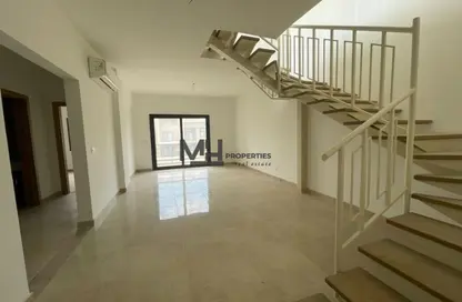 (بنتهاوس  (روف - 2 غرف نوم - 2 حمامات للايجار في مون ريزيدنس - فيفث سكوير - التجمع الخامس - مدينة القاهرة الجديدة - القاهرة