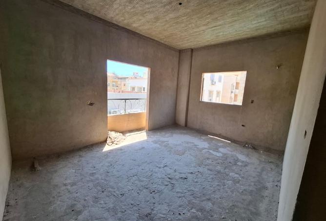 103482109 - Property Image 3