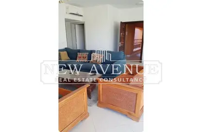 Villa - 7 Bedrooms - 4 Bathrooms for sale in Golden Gates - Al Hadaba Al Wosta - Mokattam - Cairo