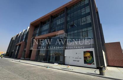 Office Space - Studio - 1 Bathroom for sale in Three Sixty - 5th Settlement Compounds - The 5th Settlement - New Cairo City - Cairo