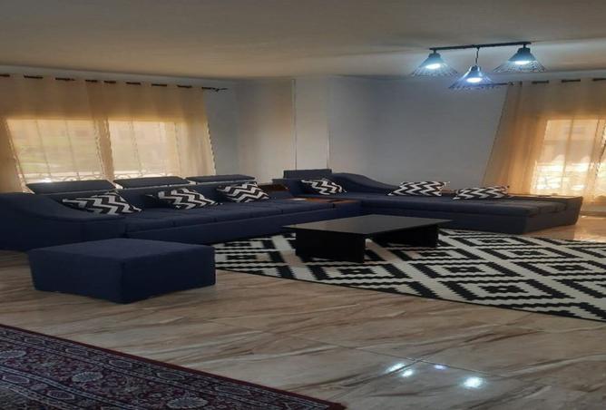 8481678 - Property Image 2