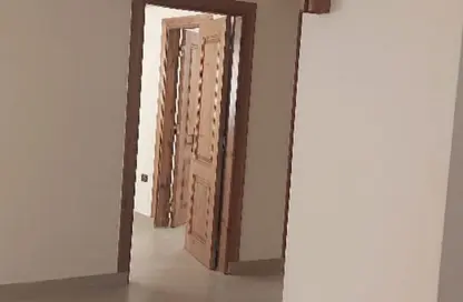 Apartment - 2 Bedrooms - 1 Bathroom for rent in Al Sadat Axis - The 1st Settlement - New Cairo City - Cairo