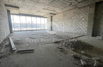مساحات مكتبية - 4 غرف نوم - 1 حمام للبيع في جولدن جيت - شارع التسعين الجنوبي - التجمع الخامس - مدينة القاهرة الجديدة - القاهرة