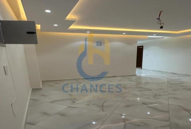 8464011 - Property Image 3