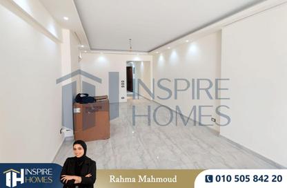 Apartment - 3 Bedrooms - 1 Bathroom for rent in Grand Ville Smouha St. - Smouha - Hay Sharq - Alexandria
