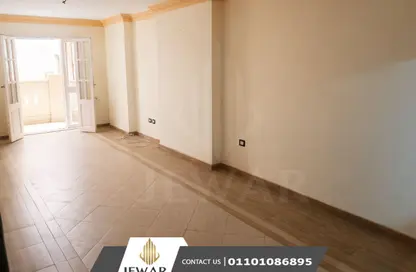 Apartment - 3 Bedrooms - 2 Bathrooms for sale in Stanley Bridge - Stanley - Hay Sharq - Alexandria